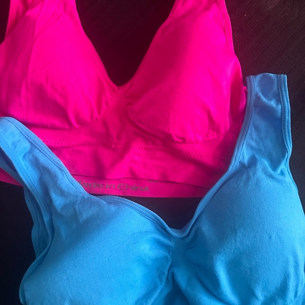Sports bra